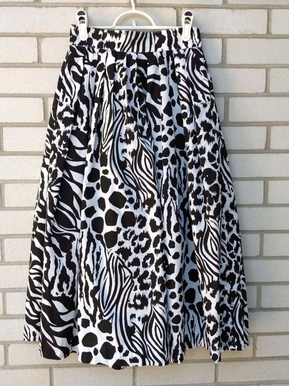 Vintage 80s Zebra Print Skirt Size Small 26" Waist Rockabilly Retro Rockabilly